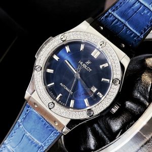 dong-ho-the-thao-hublot-mau-xanh