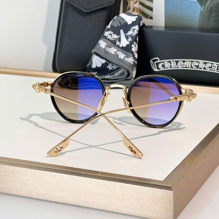 kinh-can-tron-chrome-hearts-2025 (7)