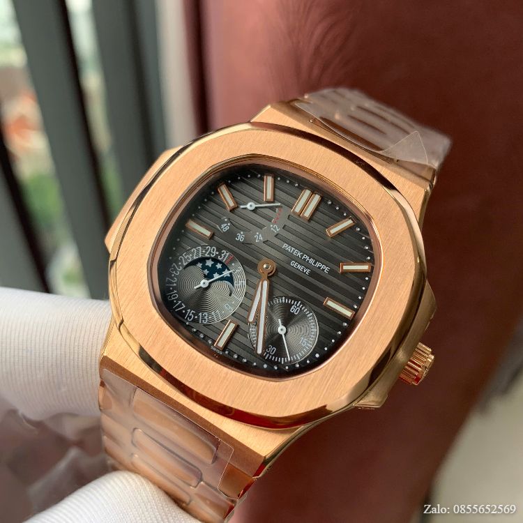 gia-dong-ho-patek-philippe-nautilus-5712 (1)