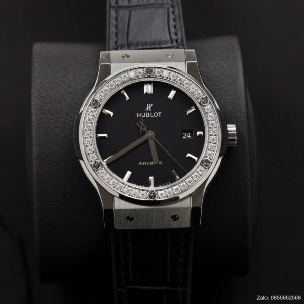 dong-ho-hublot-nam-kim-moissanite (3)