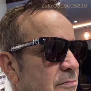 kinh-ram-nam-chrome-hearts