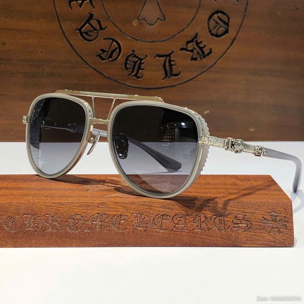 kinh-mat-phi-cong-chrome-heart (12)