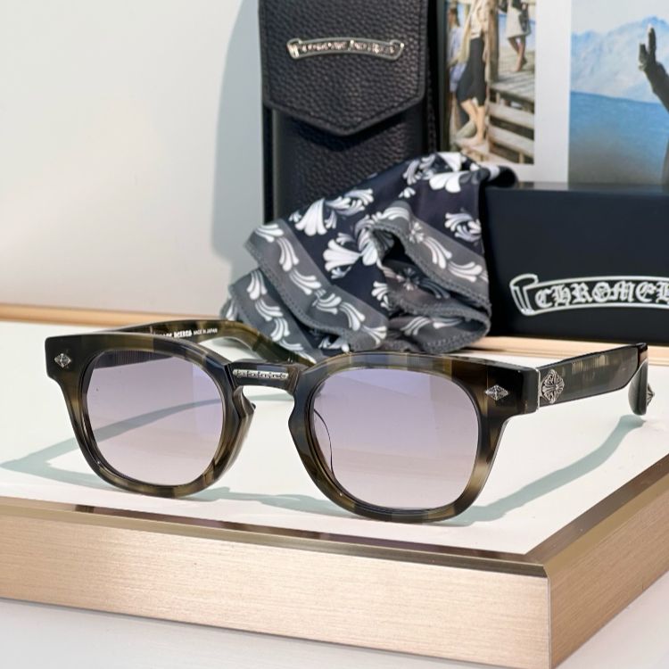 mat-kinh-can-nam-1(5)