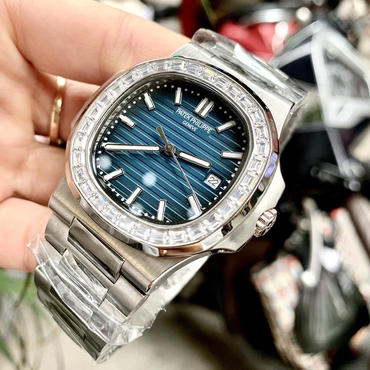dong-ho-co-patek-philippe-may-nhat