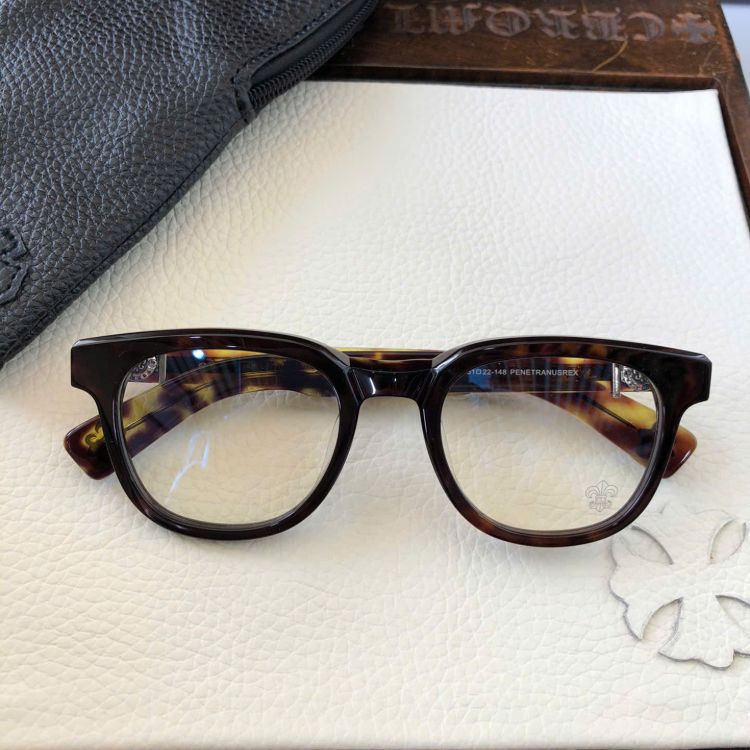 kinh-mat-chrome-hearts-rep (2)