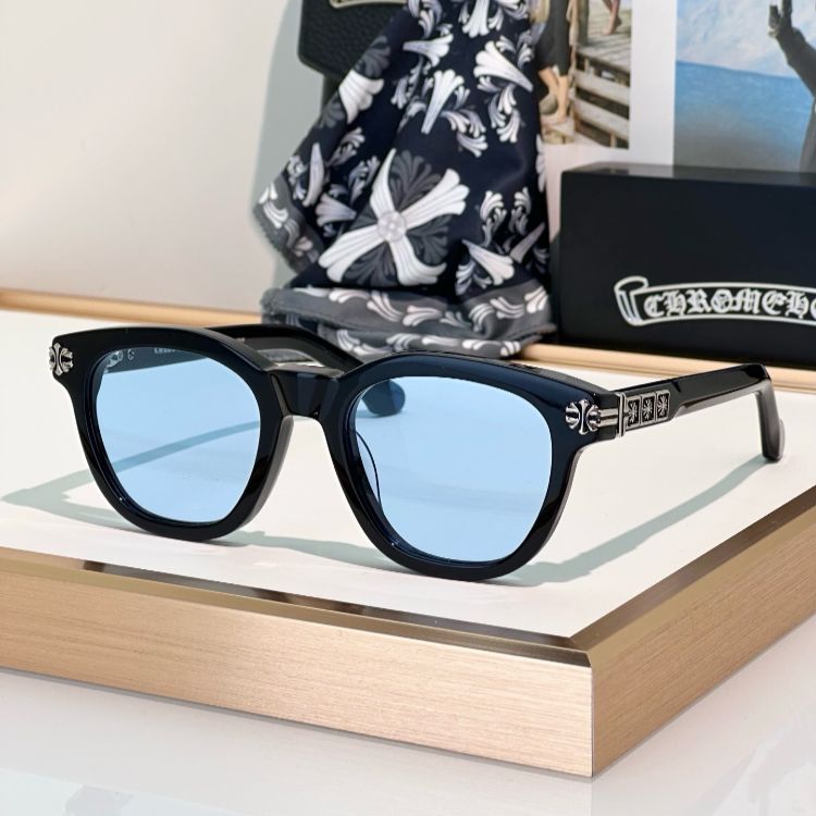 kinh-chrome-heart-sieu-cap (2)