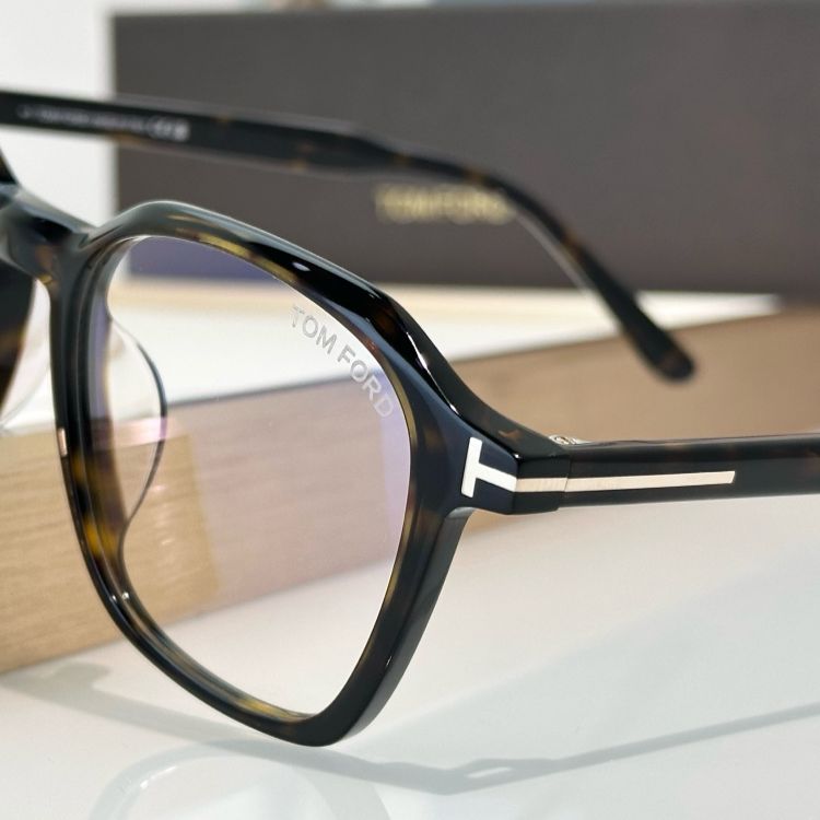 mau-kinh-can-dep (3)