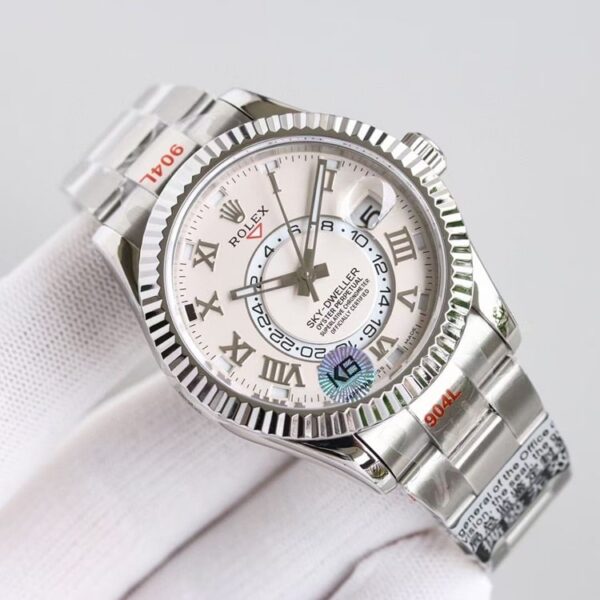 dong-ho-rolex-sky-dweller-trang