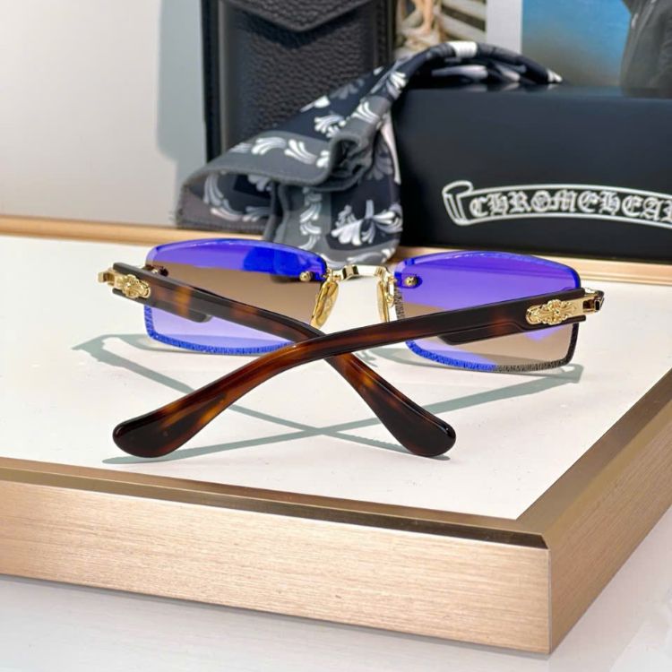 kinh-khong-vien-chrome-heart (6)