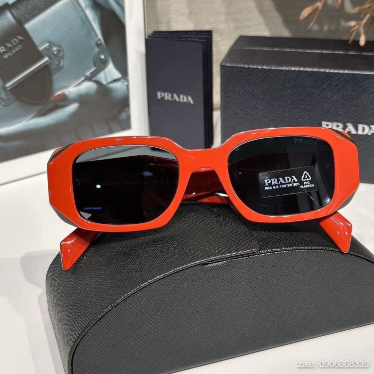 kinh-thoi-trang-unisex-prada (3)