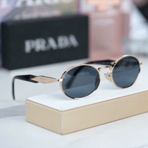 kinh-mat-thoi-trang-nu-prada (3)