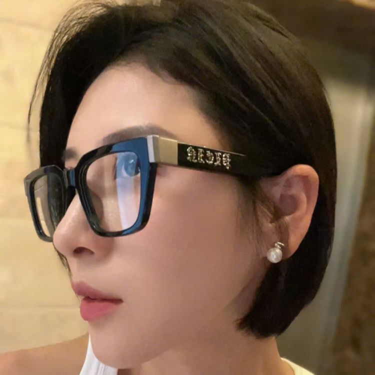 mat-kinh-thoi-trang-unisex-philipp-plein (2)