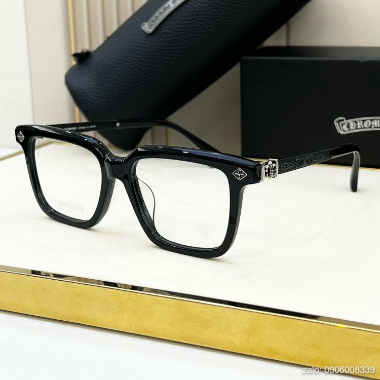 kinh-mat-vuong-chrome-hearts (8)