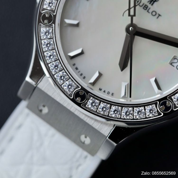 dong-ho-hublot-nu-mau-trang (3)